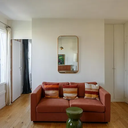 A So Parisian Cocoon Lejlighed